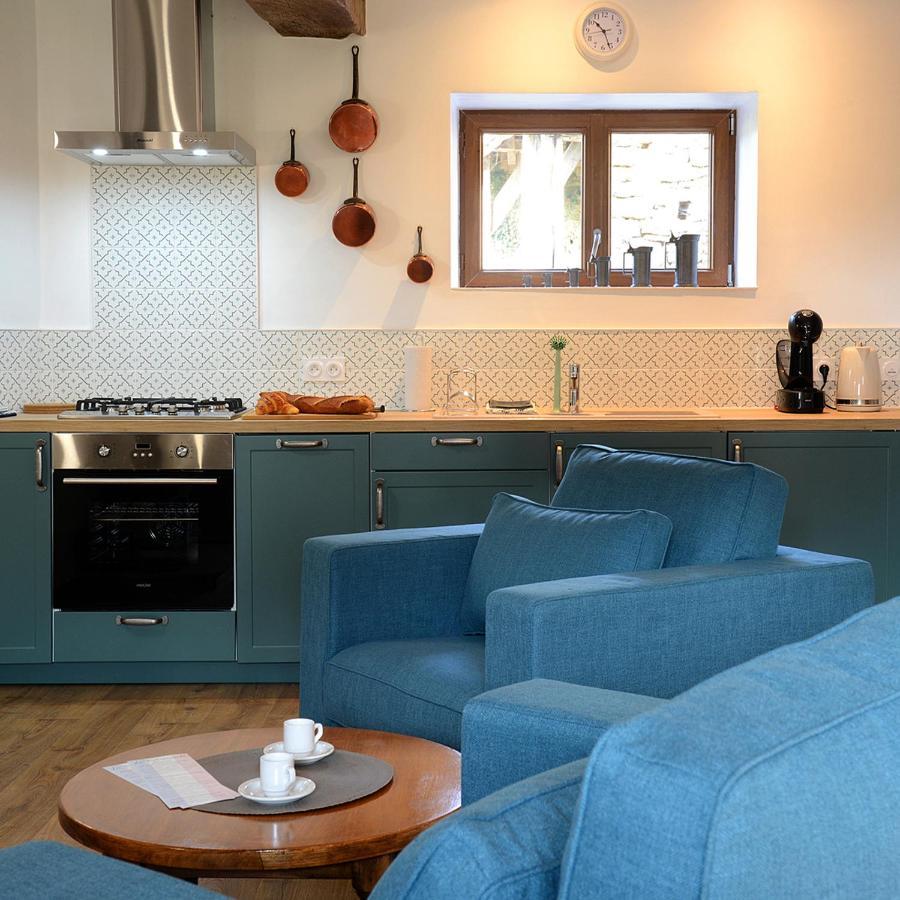 Villa La Martinière à Saint-Aubin-Fosse-Louvain Extérieur photo