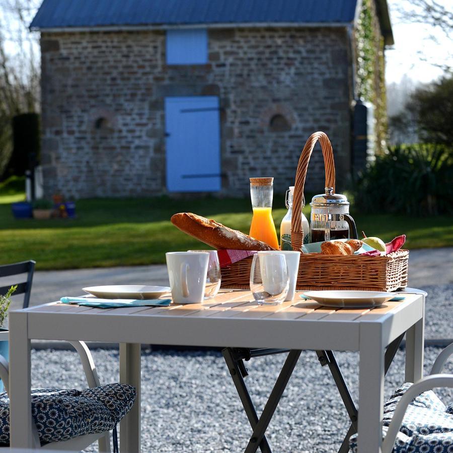 Villa La Martinière à Saint-Aubin-Fosse-Louvain Extérieur photo