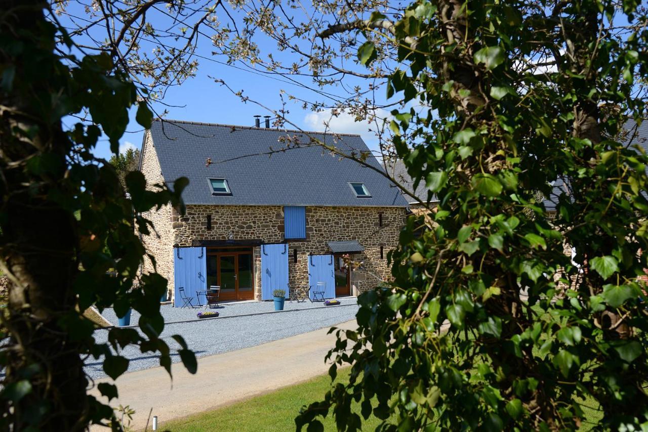Villa La Martinière à Saint-Aubin-Fosse-Louvain Extérieur photo