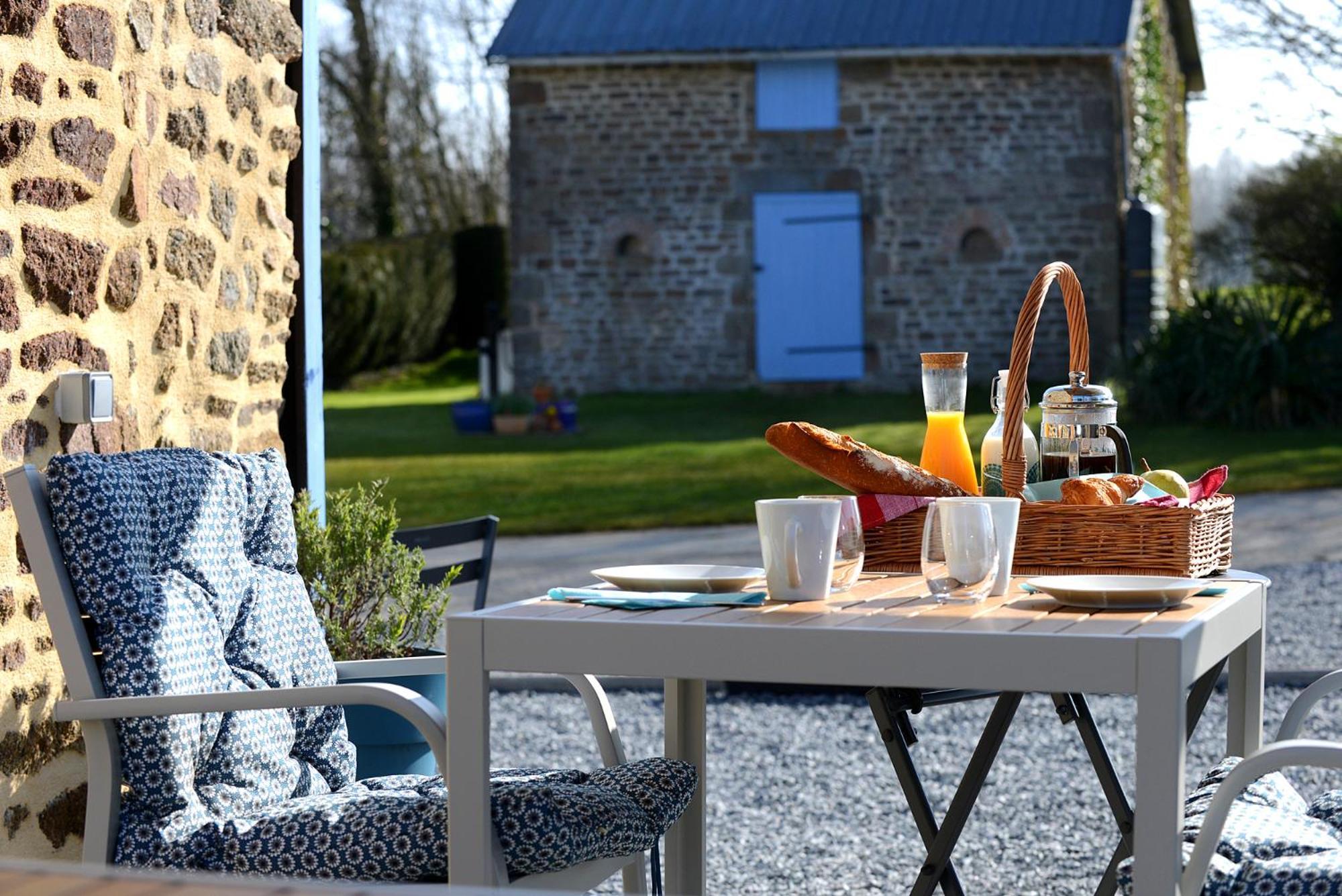 Villa La Martinière à Saint-Aubin-Fosse-Louvain Extérieur photo